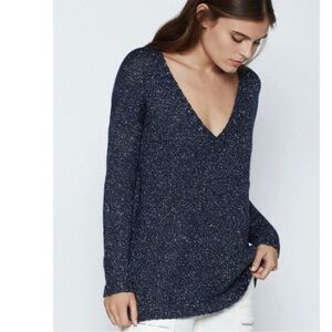 Soft Joie Beau V-neck Wool Blend Sweater Navy Blue Long Sleeve Metallic Size XS